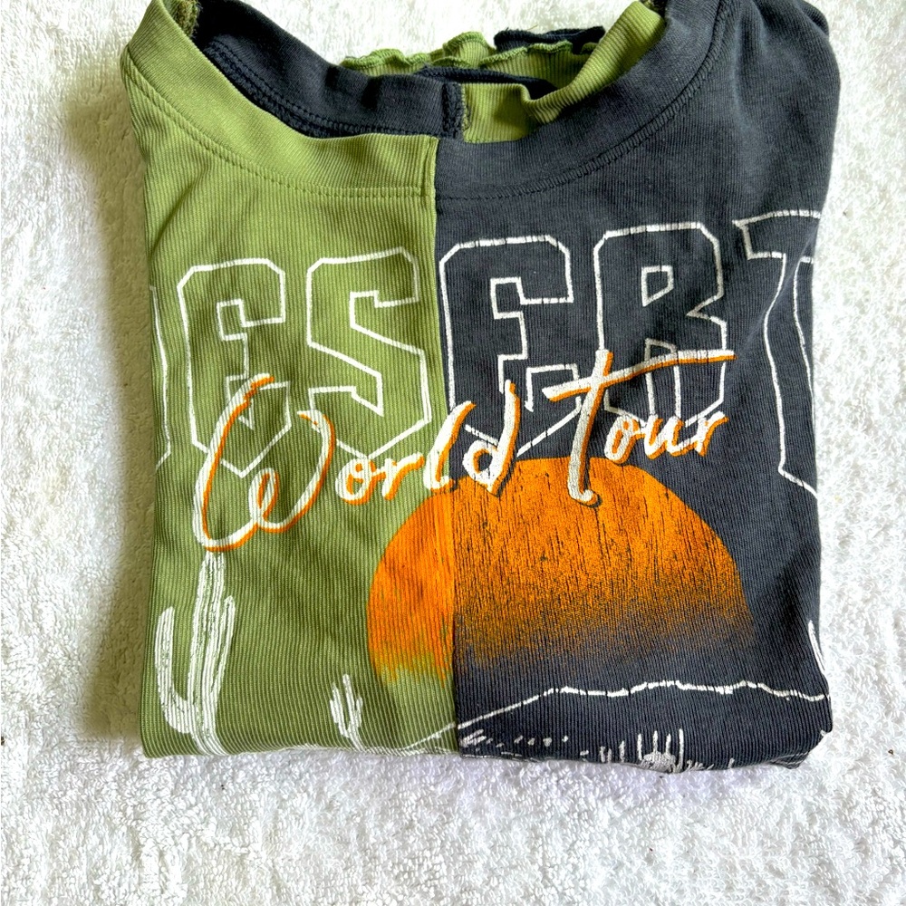 Desert world tour blue and green size xl